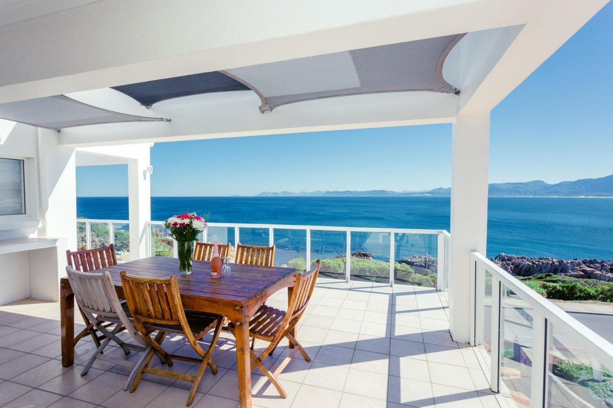 49 On Cliff Gansbaai Exterior foto