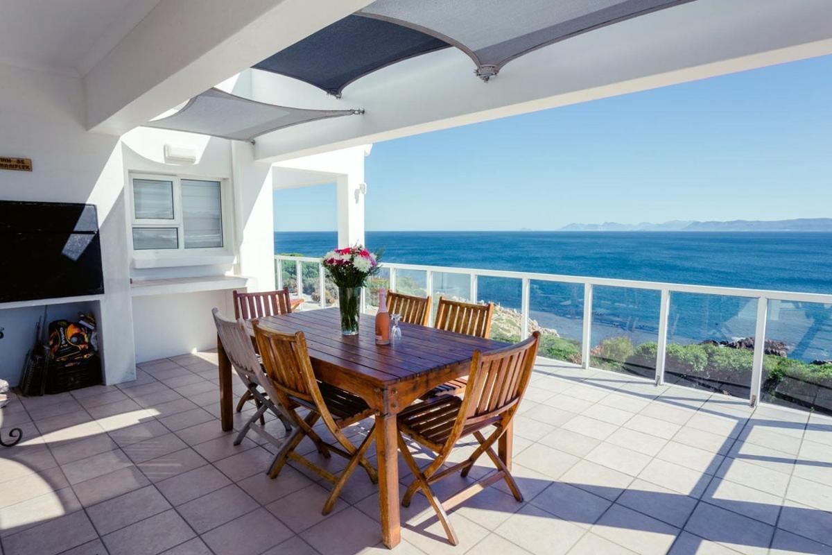 49 On Cliff Gansbaai Exterior foto
